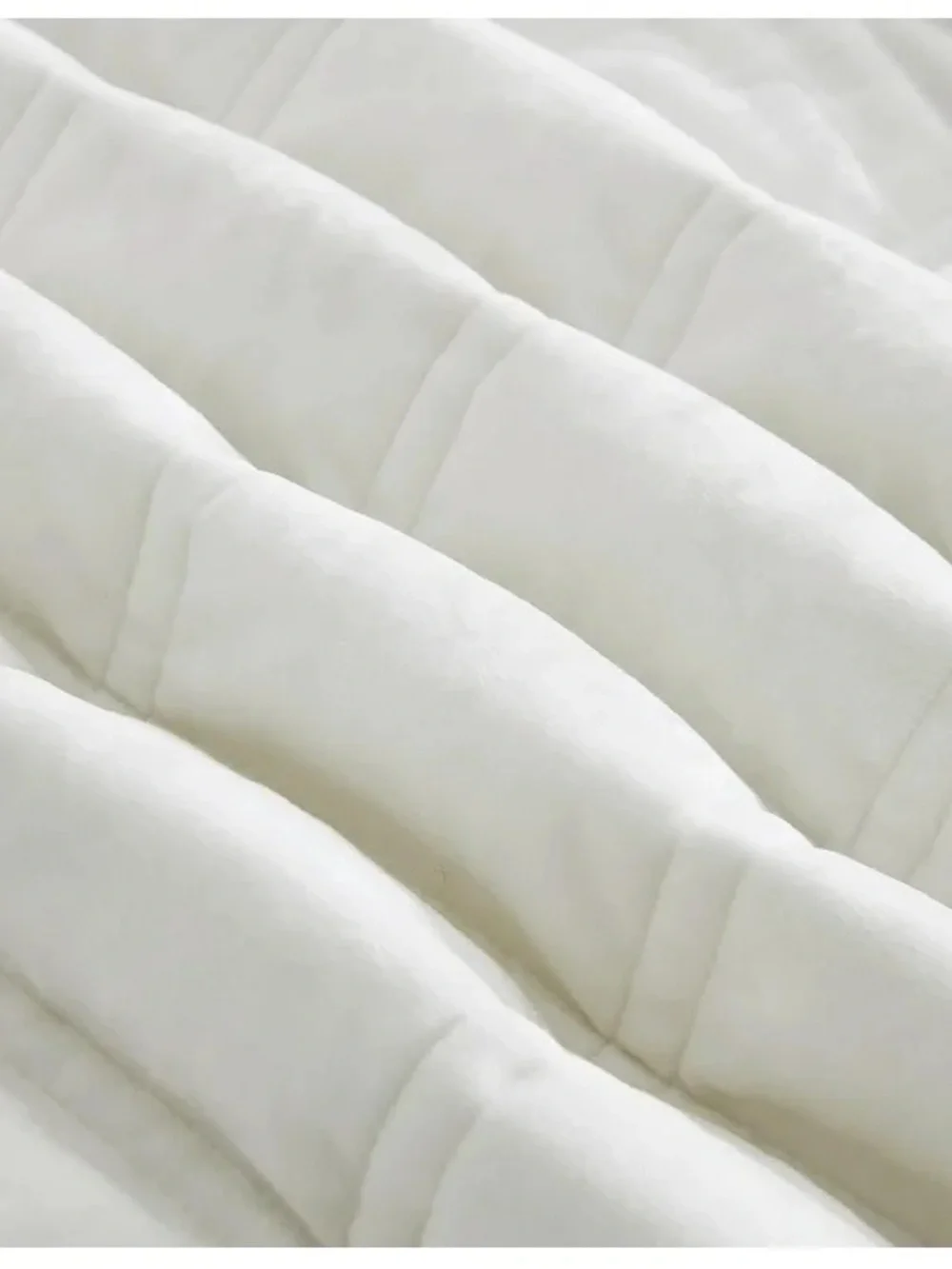 Classic White Quilted Comforter Set by